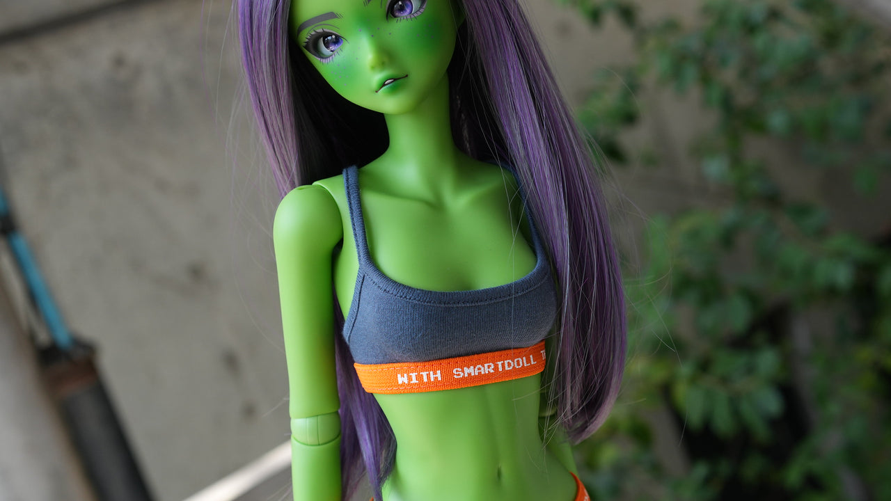 Smart Doll - Looking For Trouble (Green) – Smart Doll Store