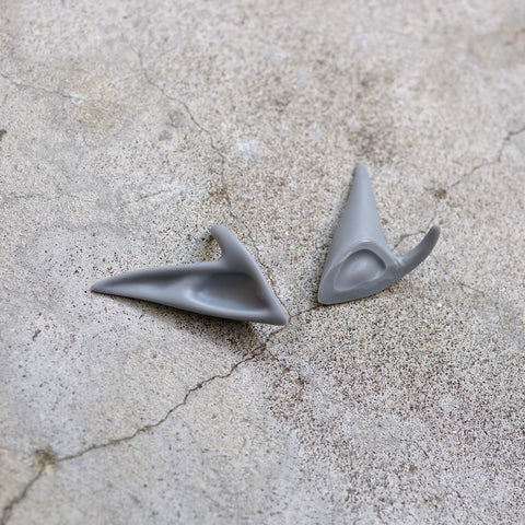 Difficult-to-attach Elf Ears (Gray)