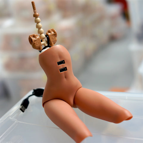 USB Hub Torso for Girls (Tea Color)