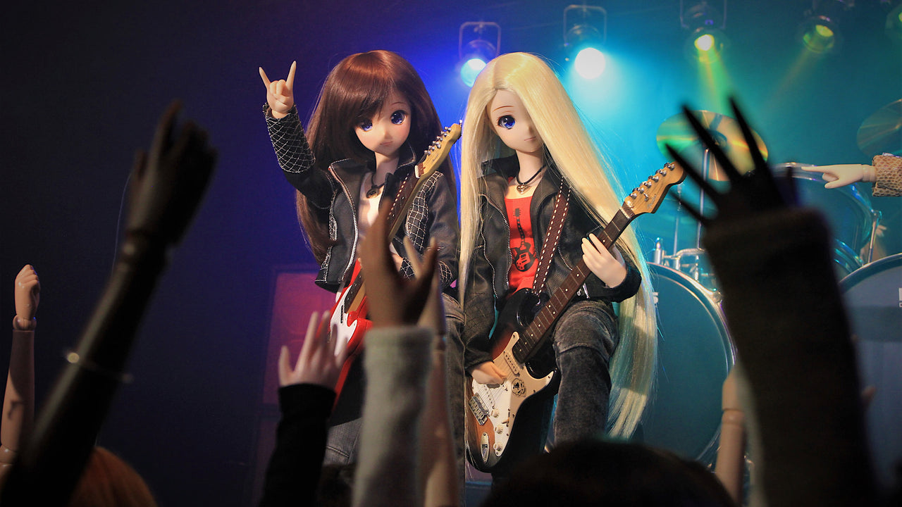 Mike de Kruijff – Smart Doll Store