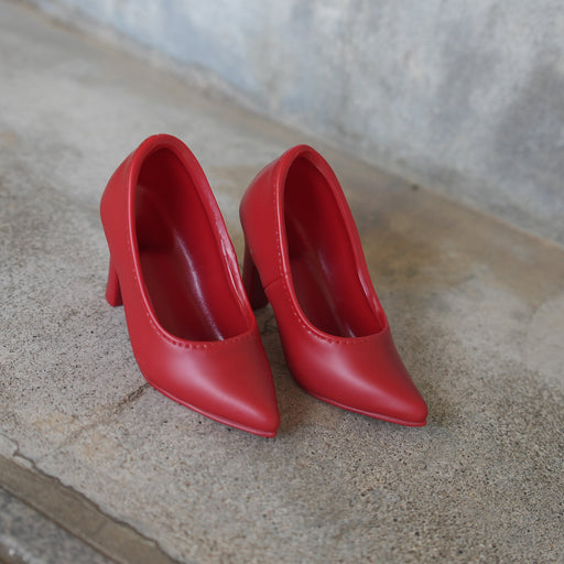 Red Pumps