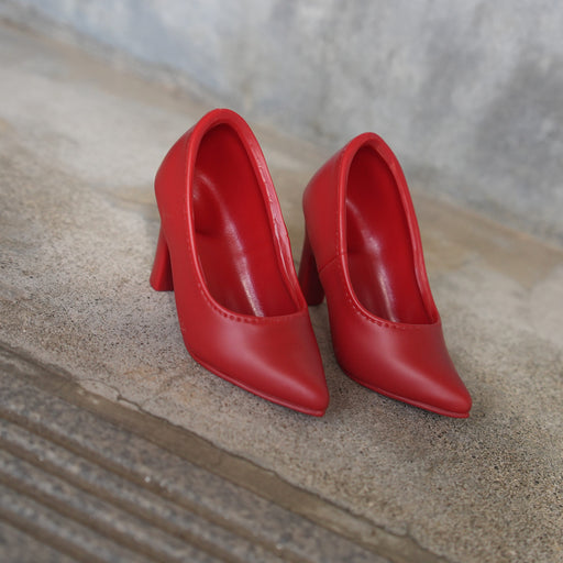Red Pumps