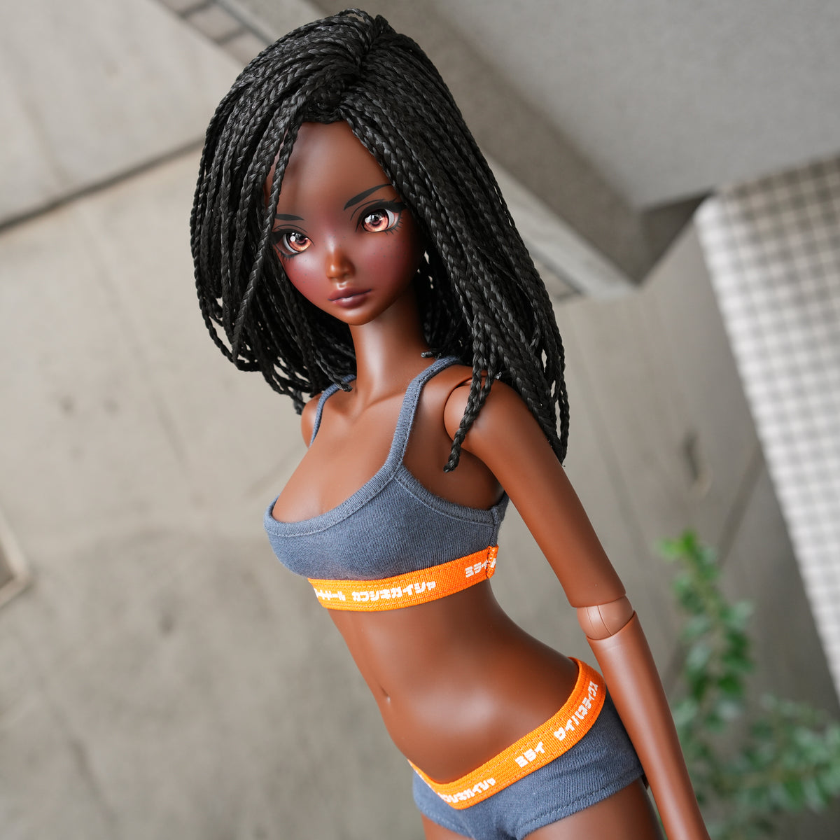 Smart Doll - Eye For An Eye (Cocoa)