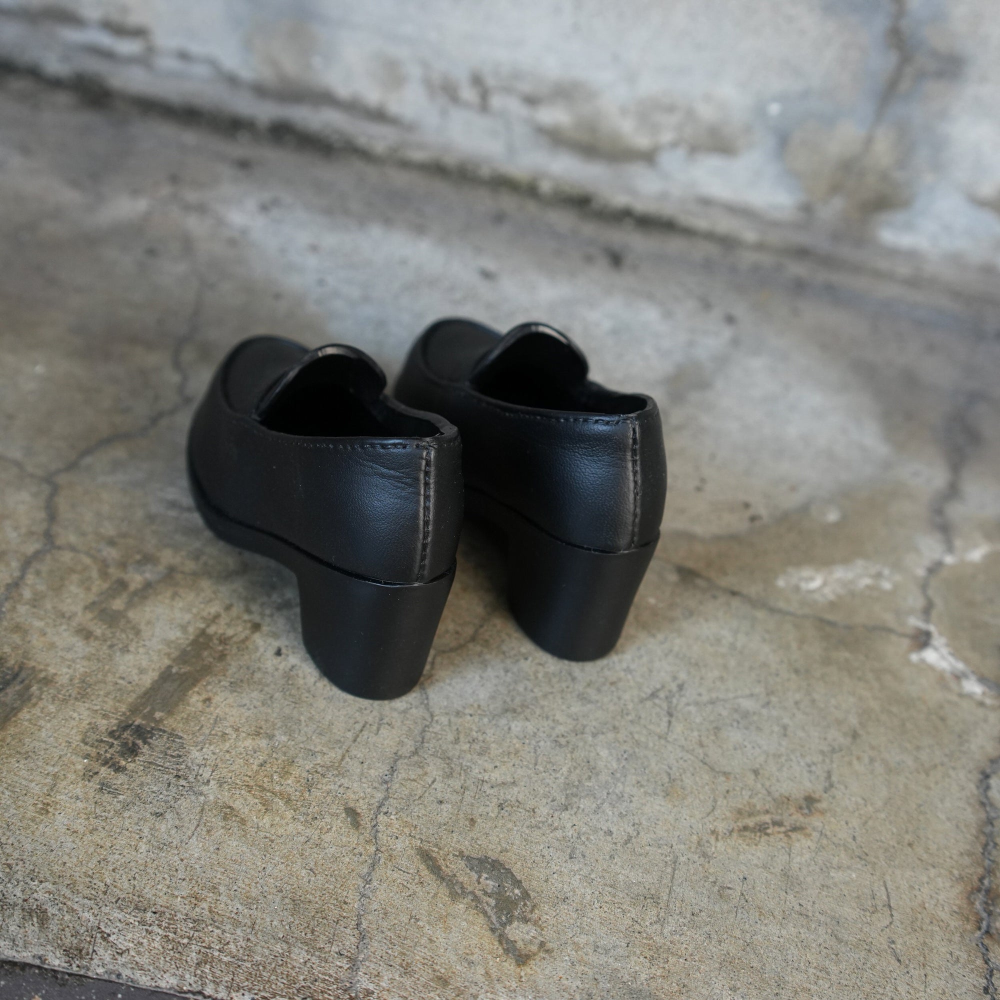 Girls Loafers (Vinyl Black)