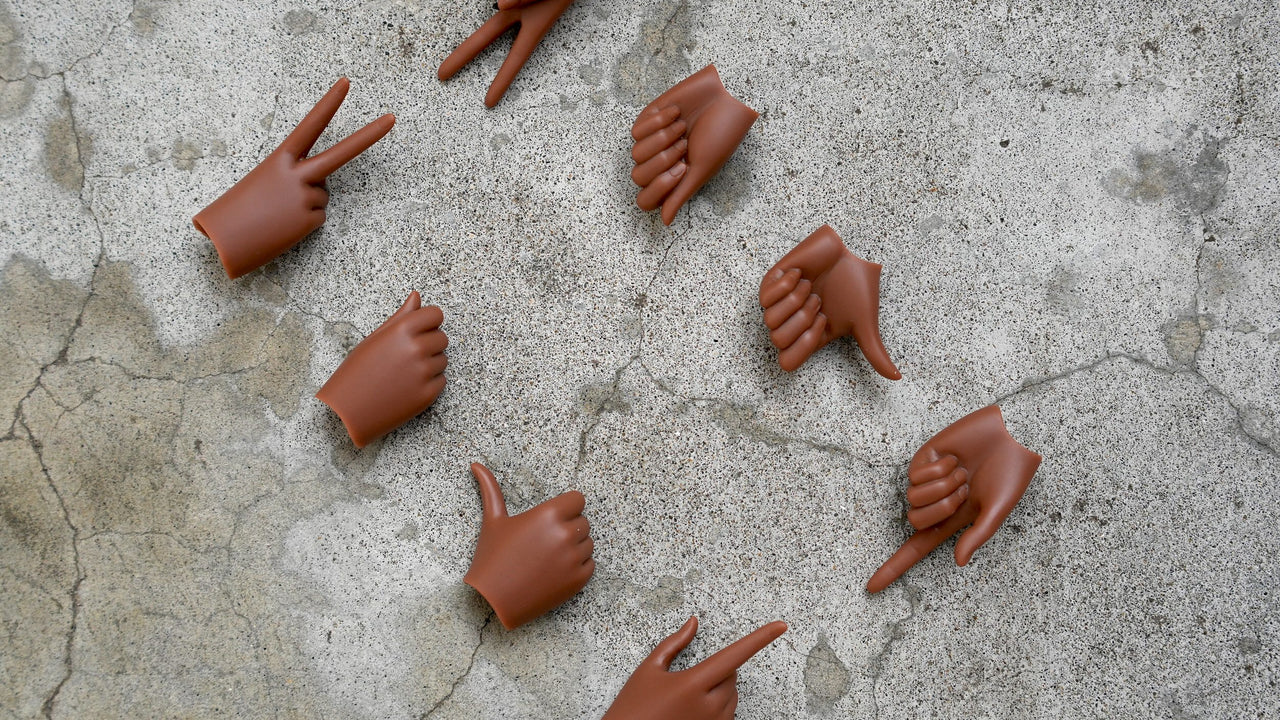 Option Hand Pack 1 for girls (Coffee) – Smart Doll Store