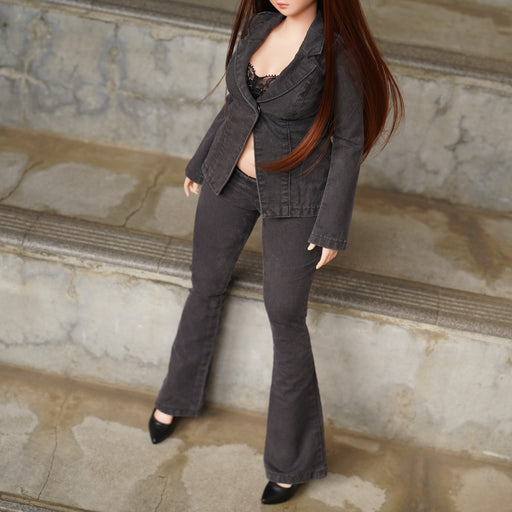 Flare Suit for Pear Ladies