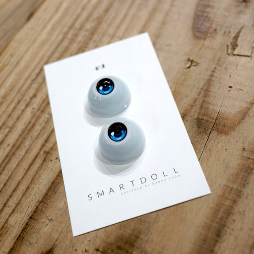 Semi-real Eyes (Blue)