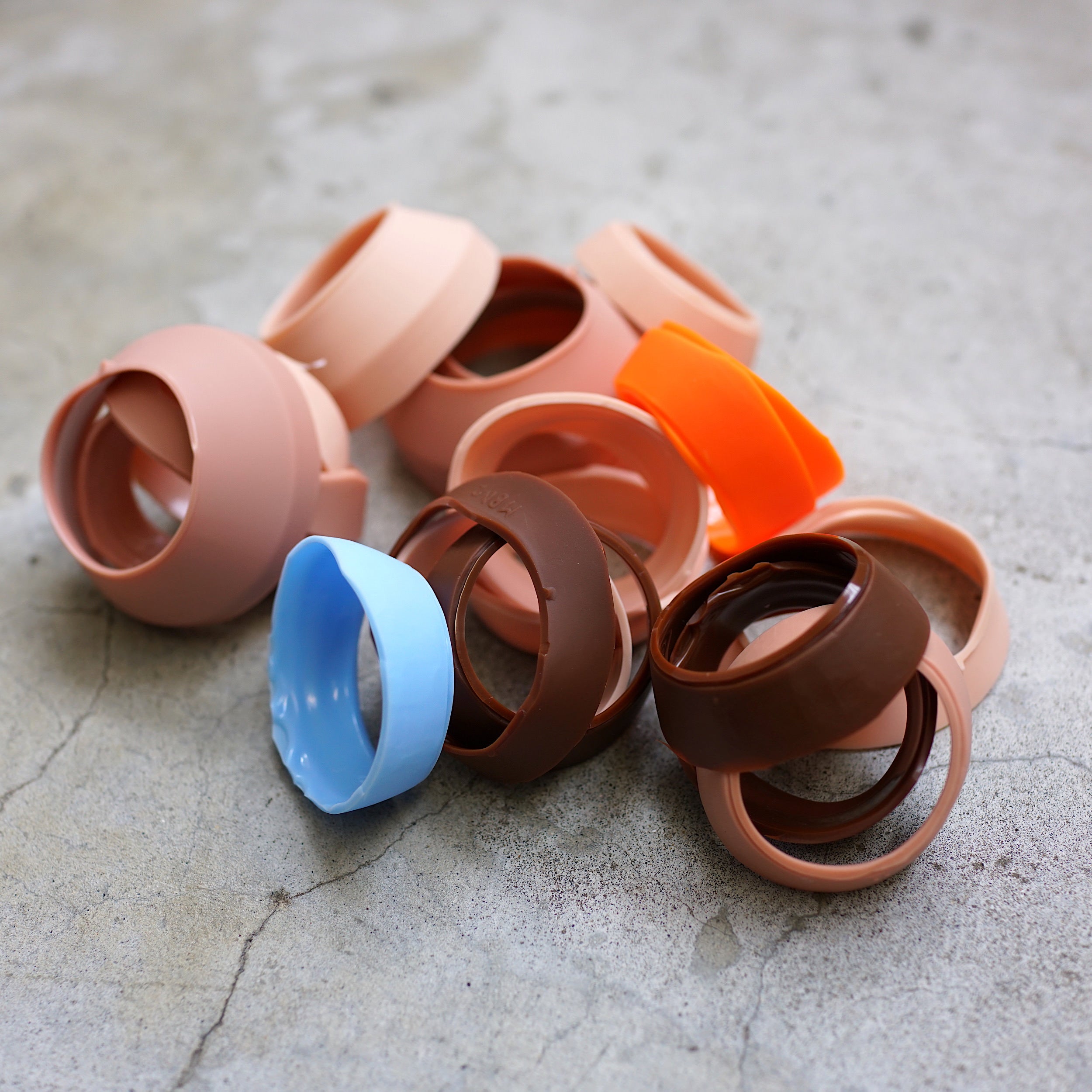 Free Cones Of Shame (Vinyl Rings) – Smart Doll Store