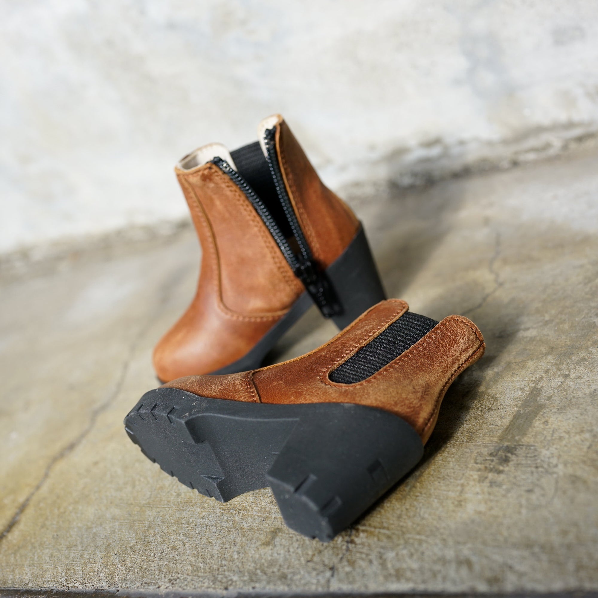 Chelsea Boots (Brown)