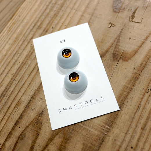 Semi-real Eyes (Yellow)