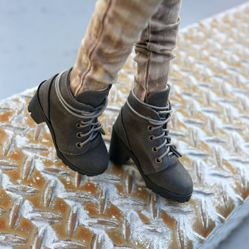 Lace Boots (Graphite)