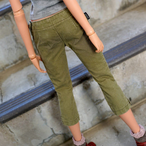 Capri Pants