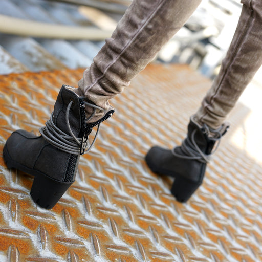 Takashin Tripwire Boots (Graphite)