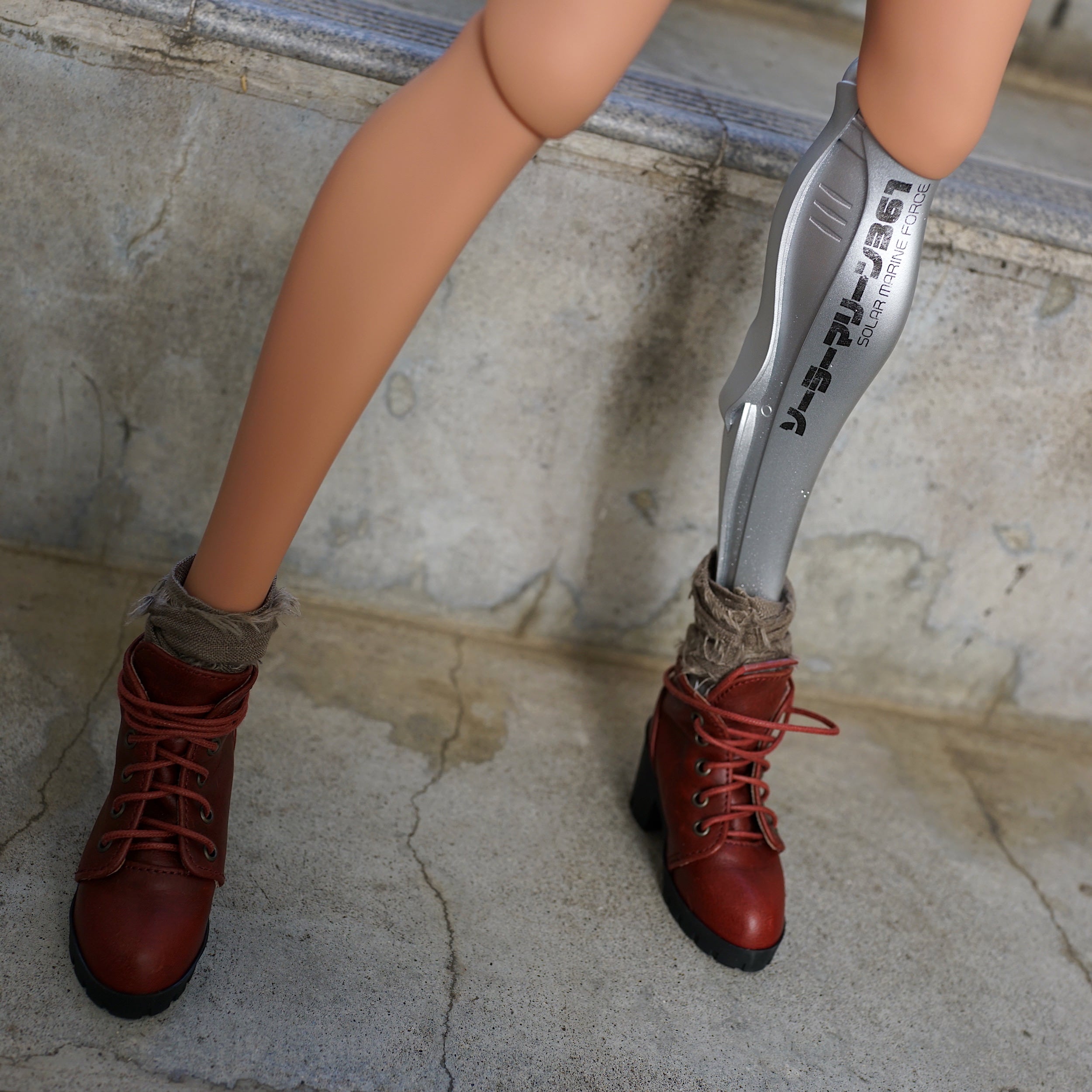 Prosthetic Leg (Silver) – Smart Doll Store