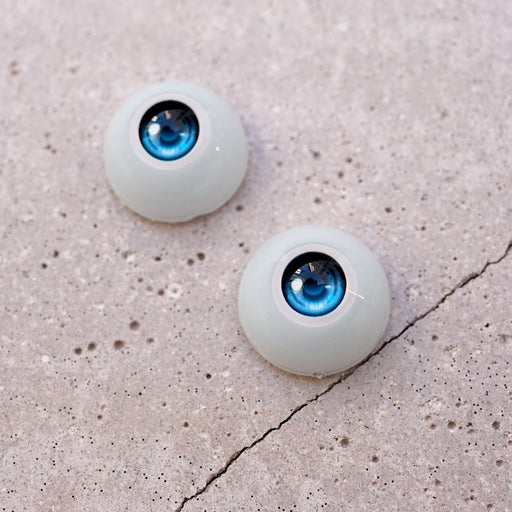 Semi-real Eyes (Blue)