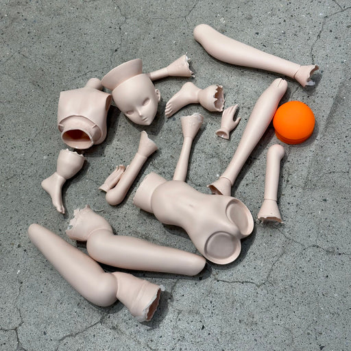 Chaos - Uncut Girls Body (Milk)