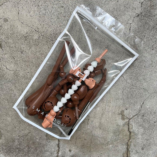 Chaos - Assembled Guys Frame (Cocoa)