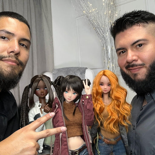 Leisure of Dolls