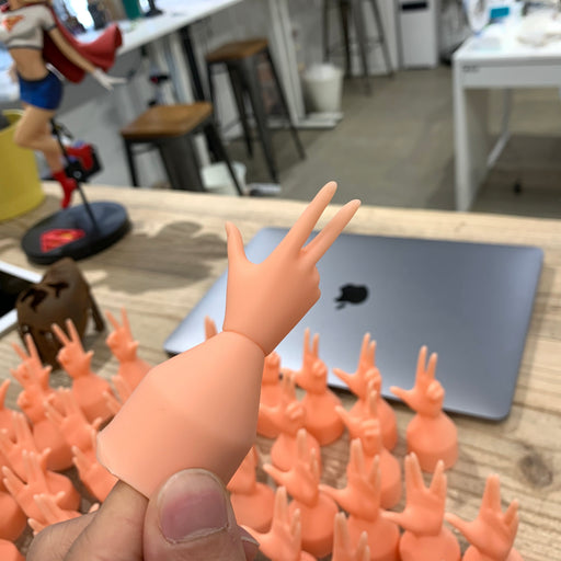 Bright pink hands - tons of them!